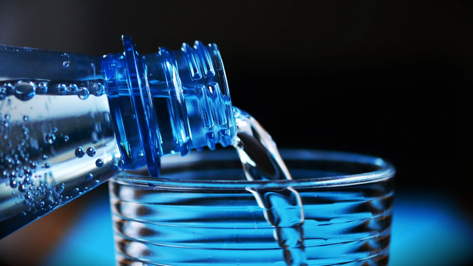 Bronwater vs kraanwater met osmose — eerlijke vergelijking